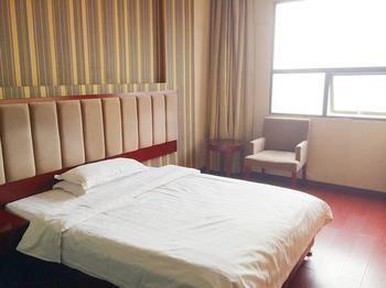 نان شانج Danfengbailu Business Hotel المظهر الخارجي الصورة